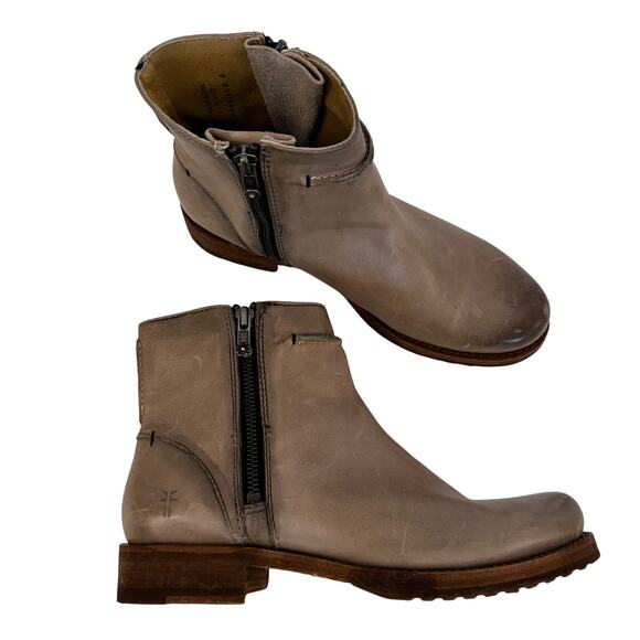 FRYE Veronica Seam Short Ankle Booties Double Zip Boots Light Brown Fawn 8M - Picture 1 of 13